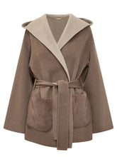 Seventy 19.70 Cappotto Cammello con Cappuccio e Tasche in Pelliccia - Abbigliamento Donna | $store$