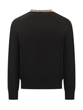 Maglia Girocollo Nera con Dettaglio Check Burberry - Abbigliamento Uomo | $store$