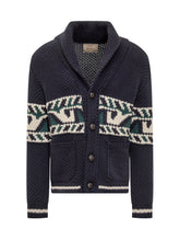 Cardigan Rakki' in 100% lana merino con motivo jacquard a contrasto. Collo sciallato, tasche frontali e chiusura a bottoni. - COLLEZIONE TEAM EC | $store$