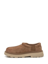 UGG Tasman in Pelle Scamosciata Marrone - COLLEZIONE TEAM EC | $store$