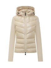 Moncler Grenoble Giacca con Cappuccio Beige - Abbigliamento Donna | $store$